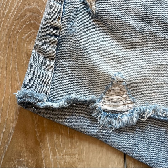 Blank NYC Distressed Denim Short - Picture 5 of 16